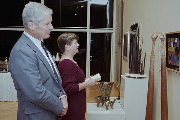 Richard and Carole Cocks look at art at the Miami Art Museum in 1992.